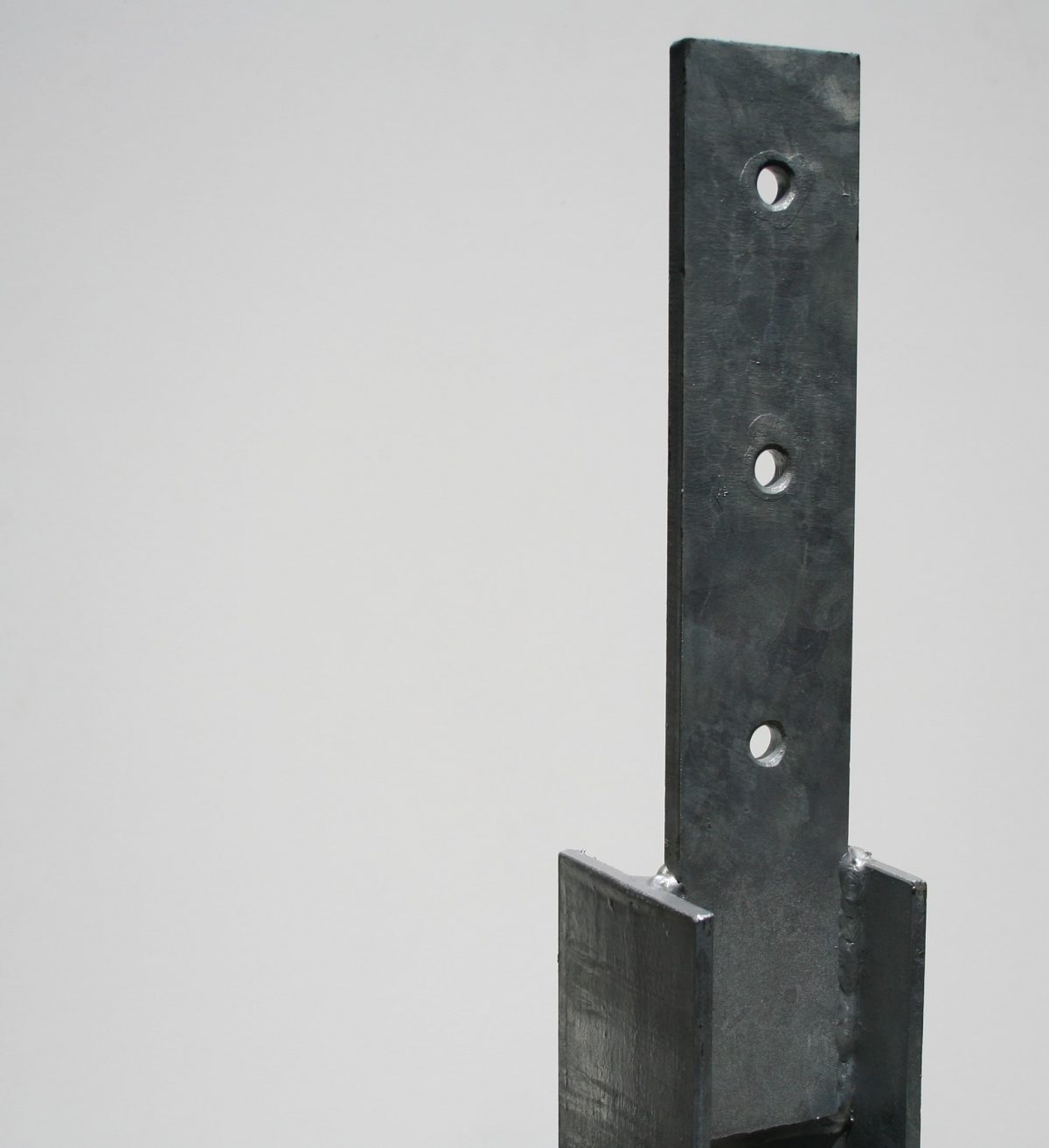 Retaining Wall Steel Sleeper Posts 5 Year Strength Guarantee