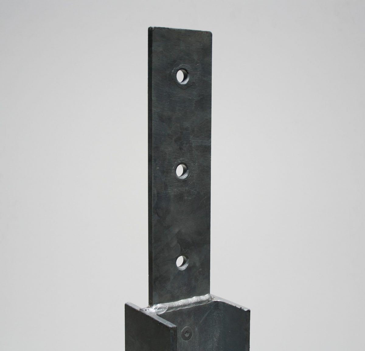 Retaining Wall Steel Sleeper Posts 5 Year Strength Guarantee